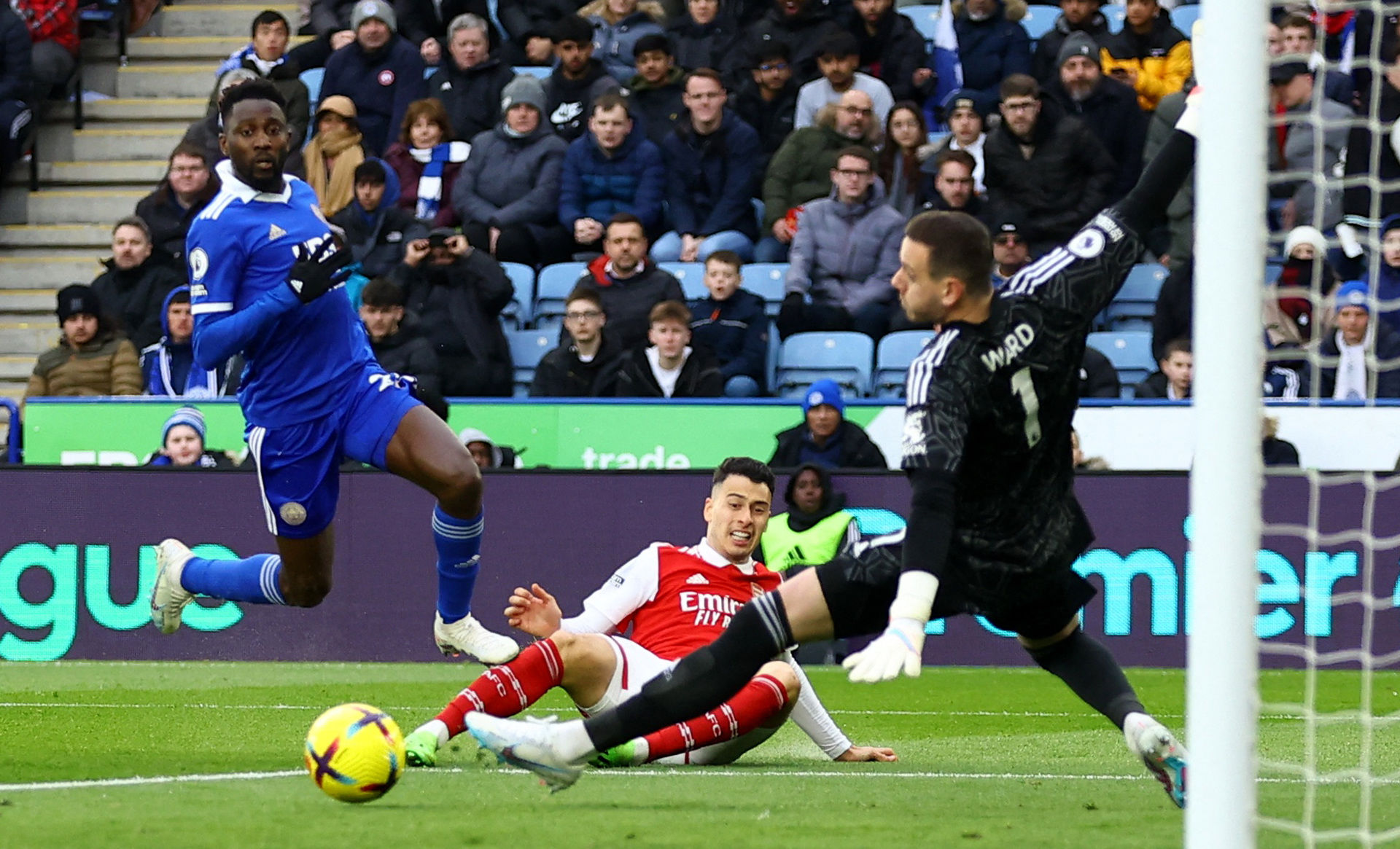 疑是给皇马 疑是给皇马